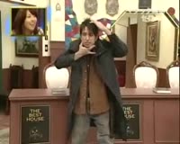 waptrick.com Cyril Takayama - Magician Removes His Head