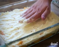 waptrick.com Cake Recipes - Peach Cobbler Dump Cake