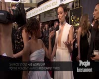waptrick.com Olivia Wilde Talks Style on the Red Carpet - Oscars 2016