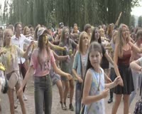 waptrick.com Despacito Ternopil Holi Fest 2017