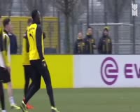 waptrick.one Usain Bolt BVB Training Highlights