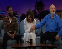 waptrick.com Emily Mortimer Is Quite the Lightweight