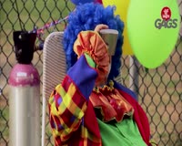 waptrick.com Alcoholic Clown Doesnt Like Kids
