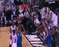 waptrick.one LeBron James and Dirk Nowitzki - Mutual Respect