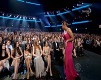 waptrick.com Kourtney Kardashian Khloe Kardashian Kim Kardashian and Queen Latifah 2011 Peoples Choice Awards