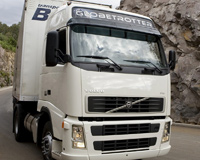 2003 08 Volvo FH 440 4x2 Semi Tractor