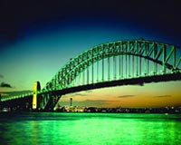 very green sea bridge