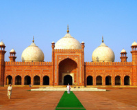 Badshahi Mosque Lahore Front View 05
